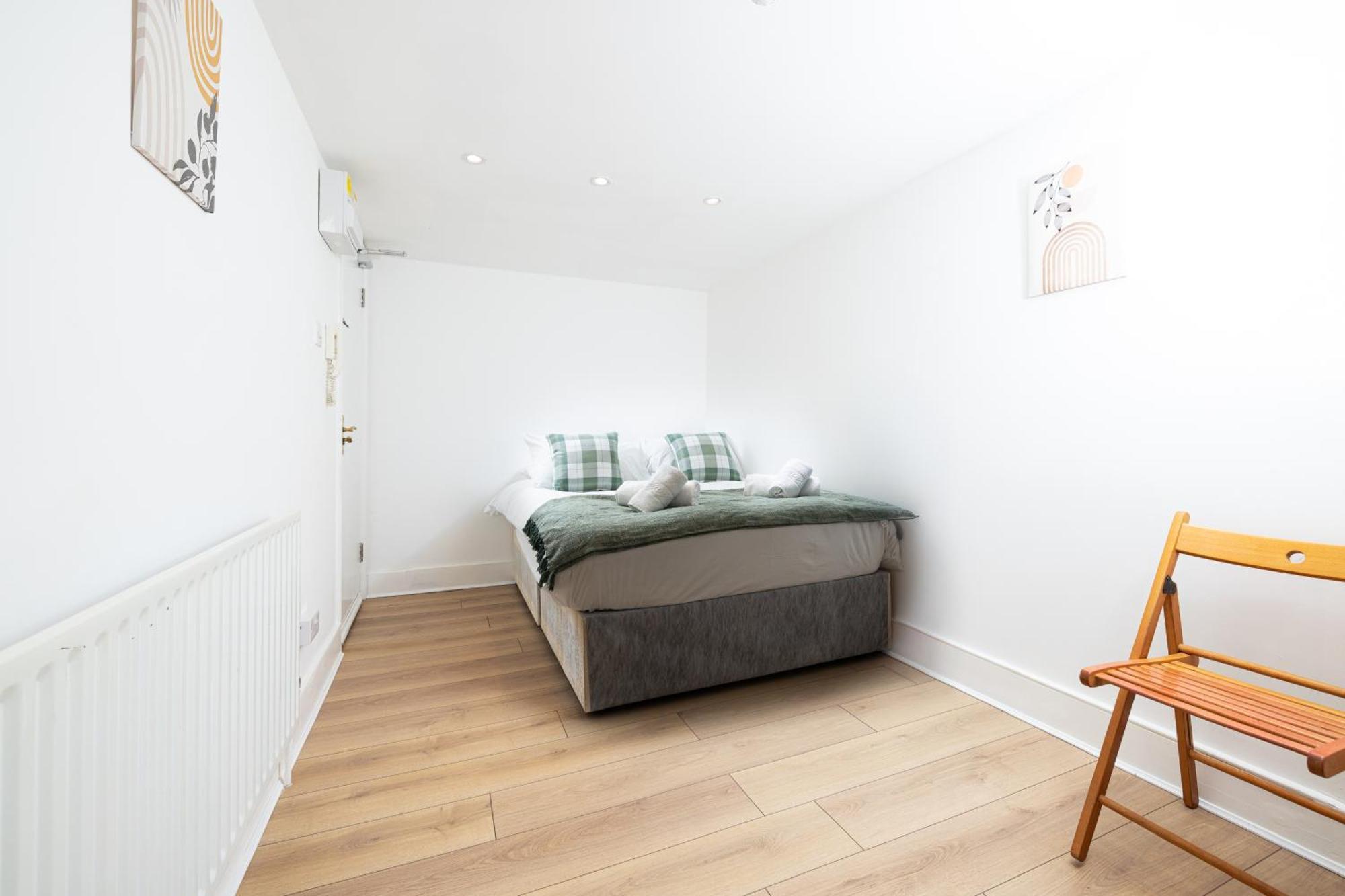 Charmstay Swiss Apartment
